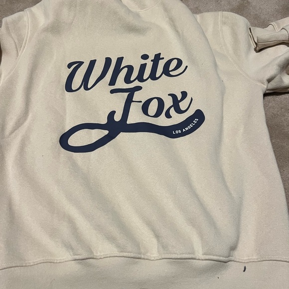 Tops - White fox hoodie